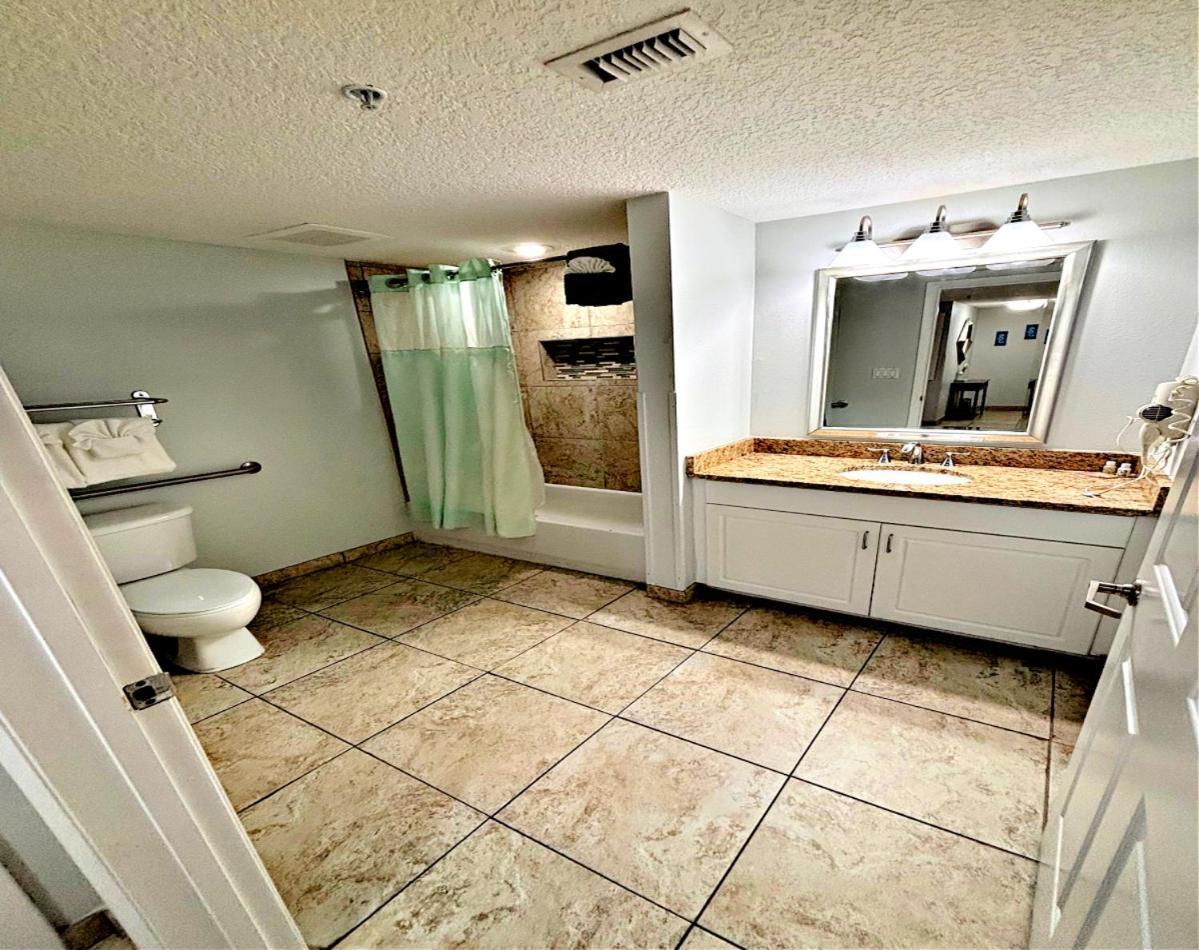 2 Bedroom Direct Oceanfront Wyndham Ocean Walk Daytona Beach 2226-0 Exterior photo