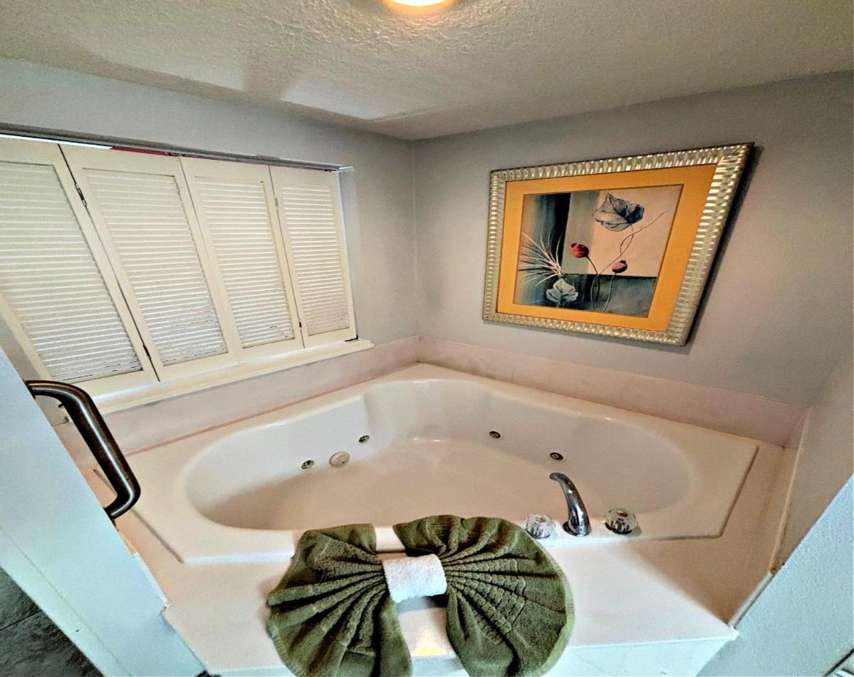 2 Bedroom Direct Oceanfront Wyndham Ocean Walk Daytona Beach 2226-0 Exterior photo